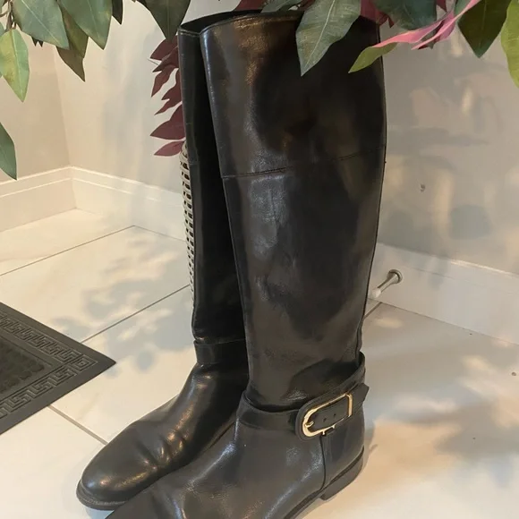 Burberry Riding Boots - Picture 3 of 8